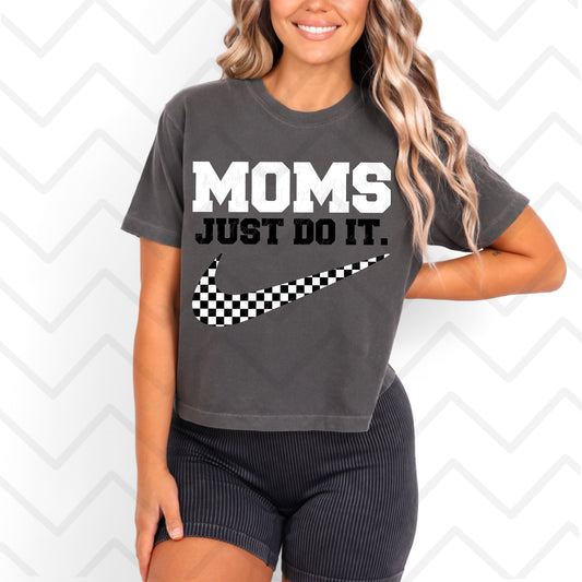 Moms Just do it-black